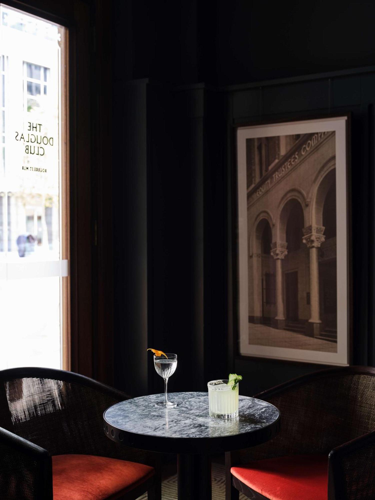 Hilton Melbourne Little Queen Street Εξωτερικό φωτογραφία The Lounge at the Hotel