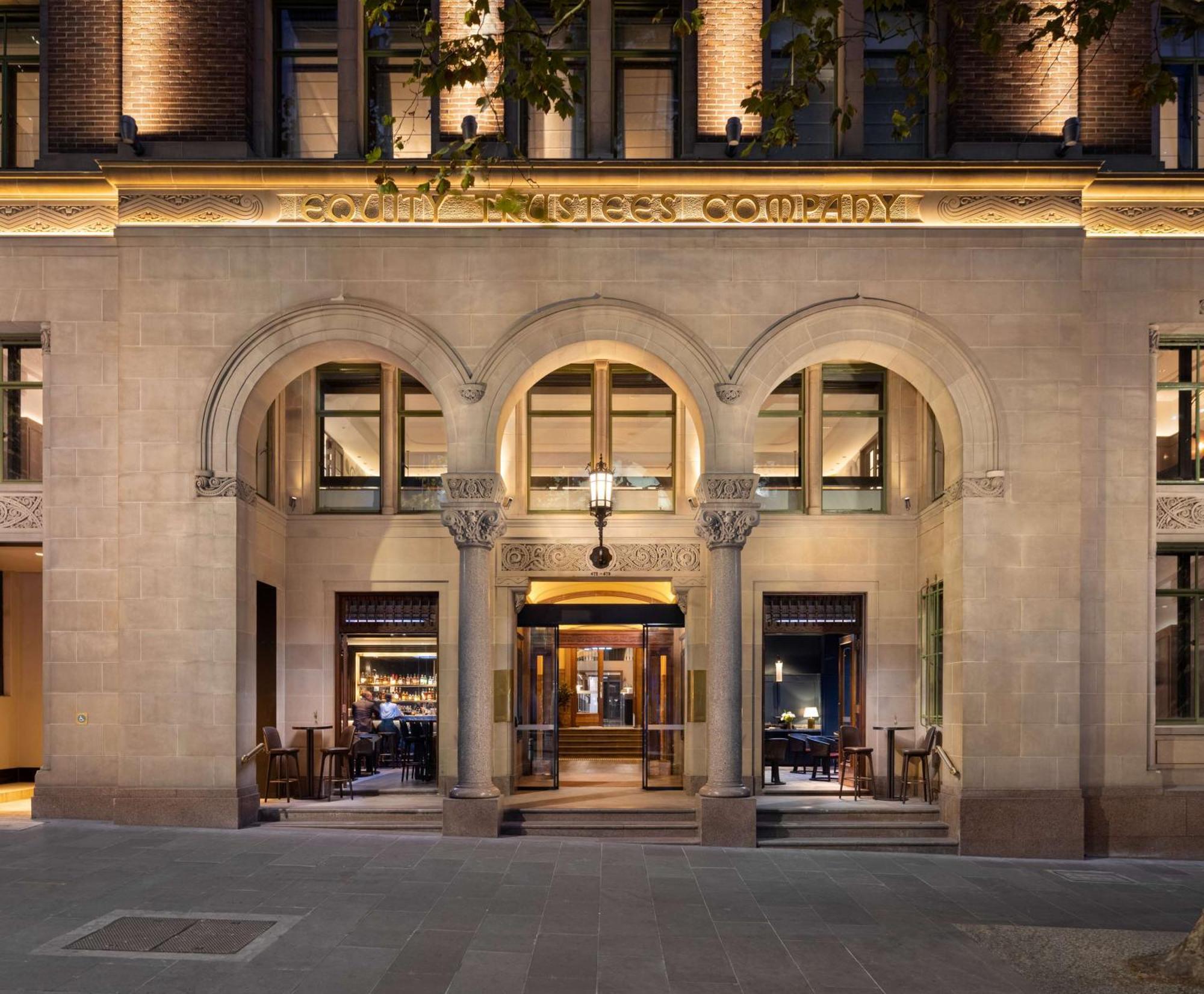 Hilton Melbourne Little Queen Street Εξωτερικό φωτογραφία The Connaught, London