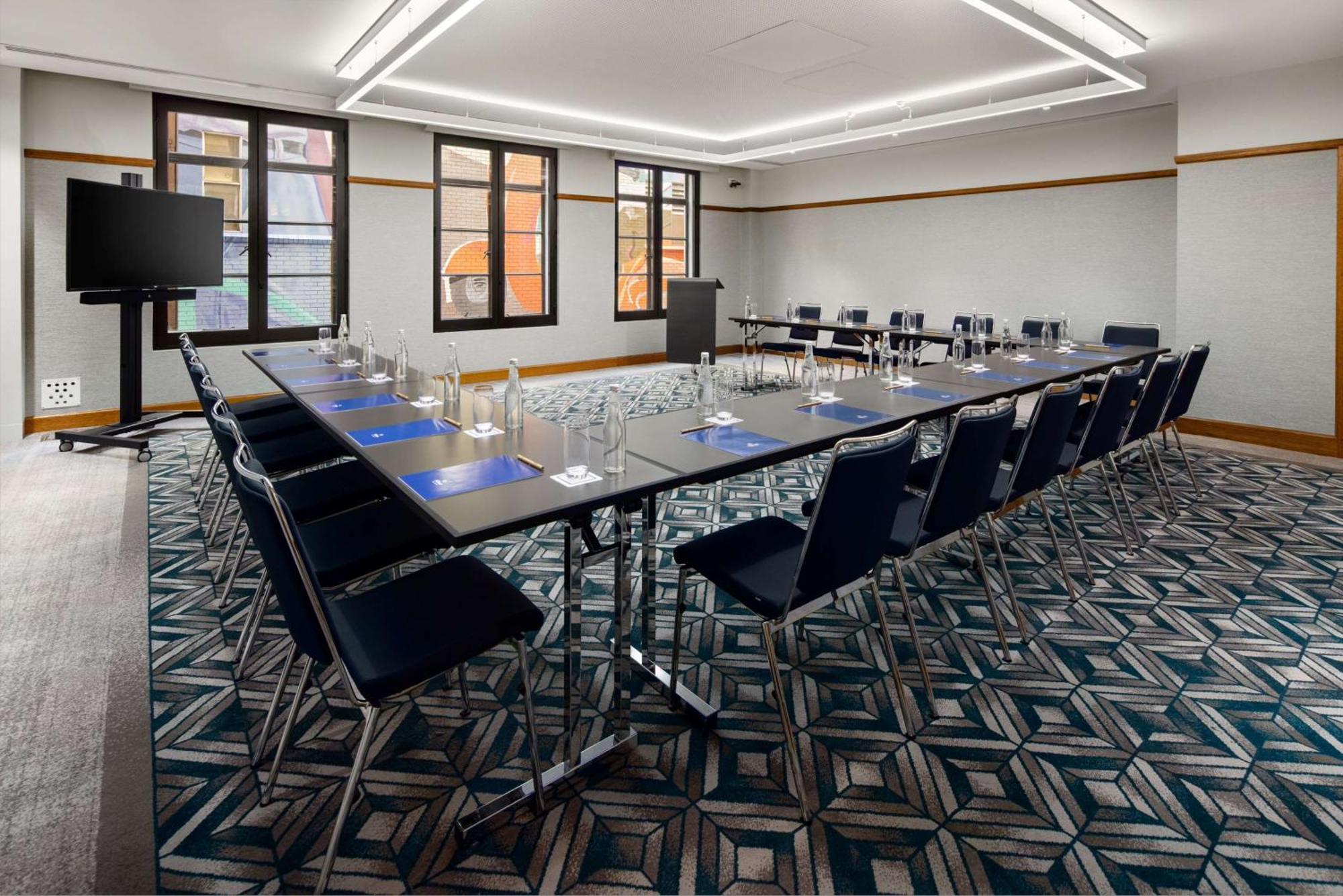 Hilton Melbourne Little Queen Street Εξωτερικό φωτογραφία The Westin London