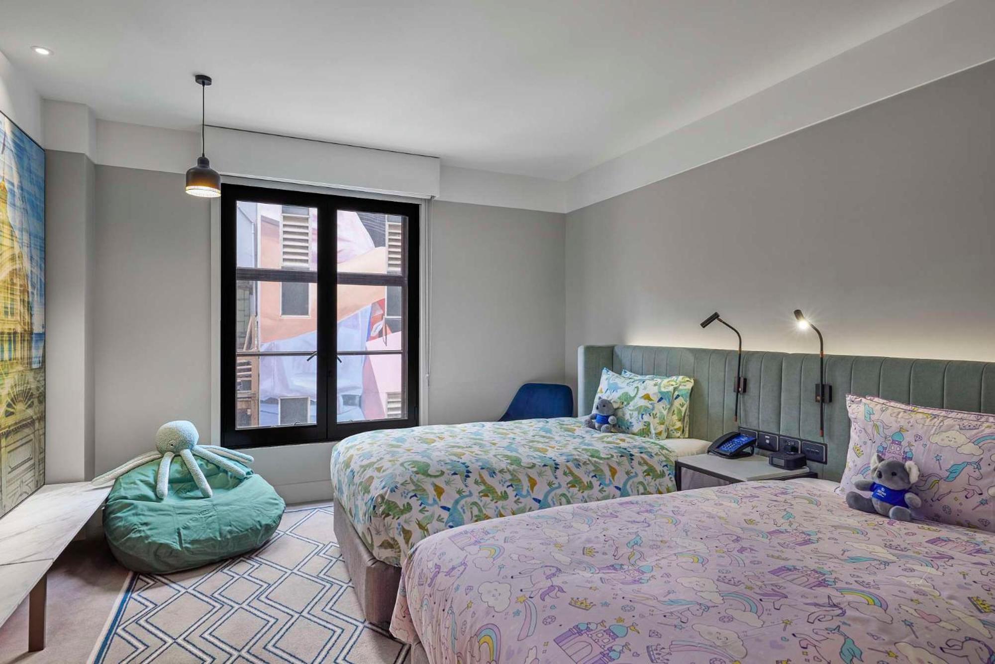 Hilton Melbourne Little Queen Street Εξωτερικό φωτογραφία A room at the hotel